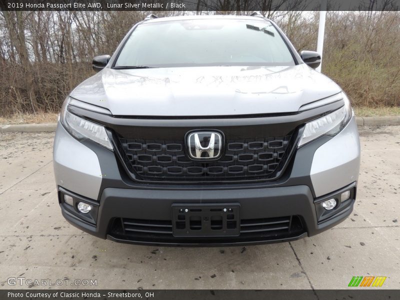 Lunar Silver Metallic / Black 2019 Honda Passport Elite AWD