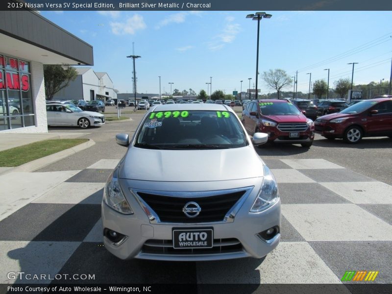 Brilliant Silver Metallic / Charcoal 2019 Nissan Versa SV Special Edition