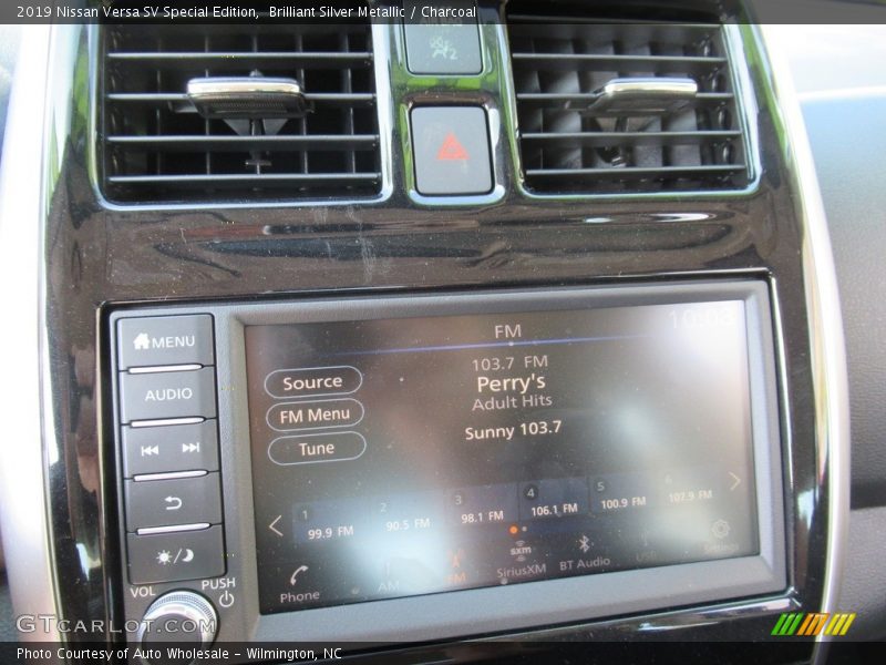 Brilliant Silver Metallic / Charcoal 2019 Nissan Versa SV Special Edition
