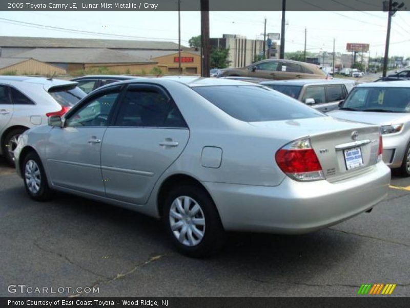 Lunar Mist Metallic / Gray 2005 Toyota Camry LE