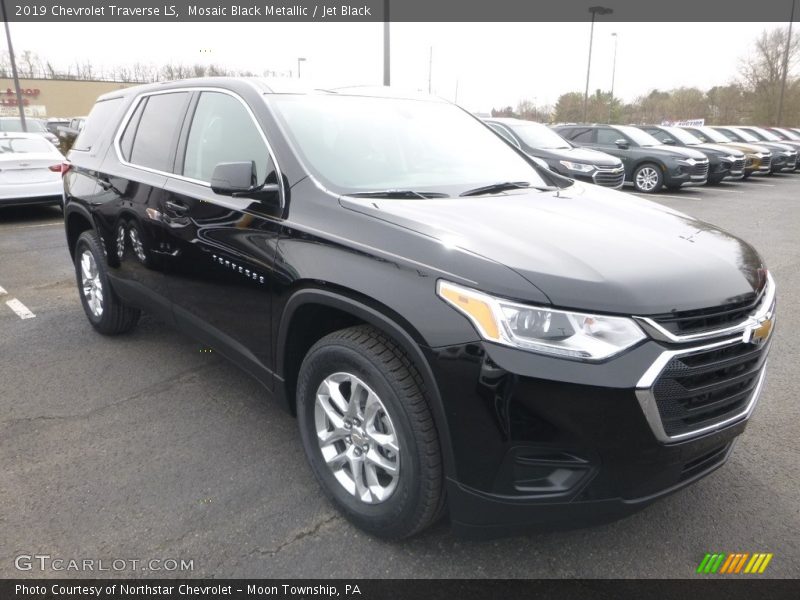 Mosaic Black Metallic / Jet Black 2019 Chevrolet Traverse LS
