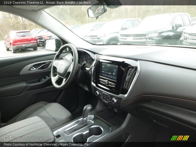Mosaic Black Metallic / Jet Black 2019 Chevrolet Traverse LS