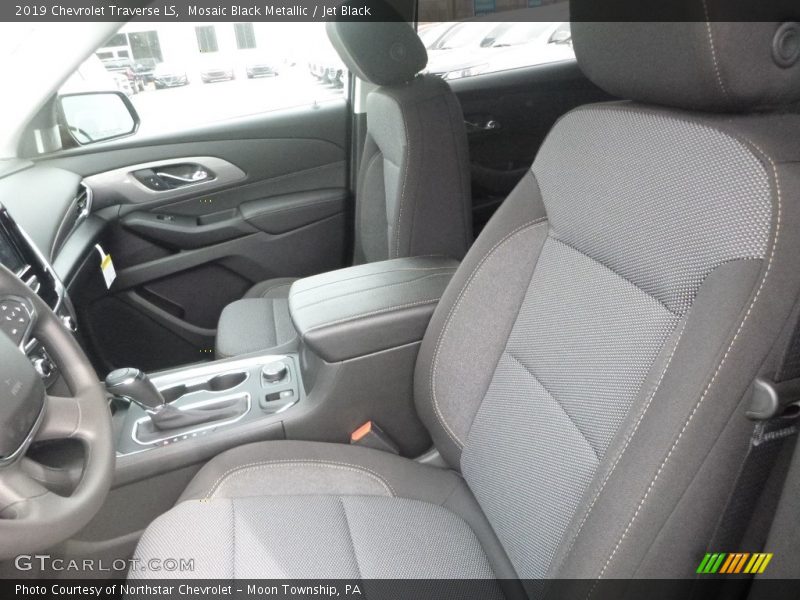 Mosaic Black Metallic / Jet Black 2019 Chevrolet Traverse LS
