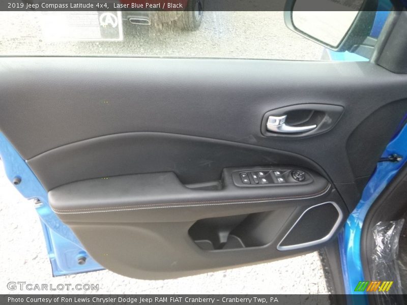 Laser Blue Pearl / Black 2019 Jeep Compass Latitude 4x4