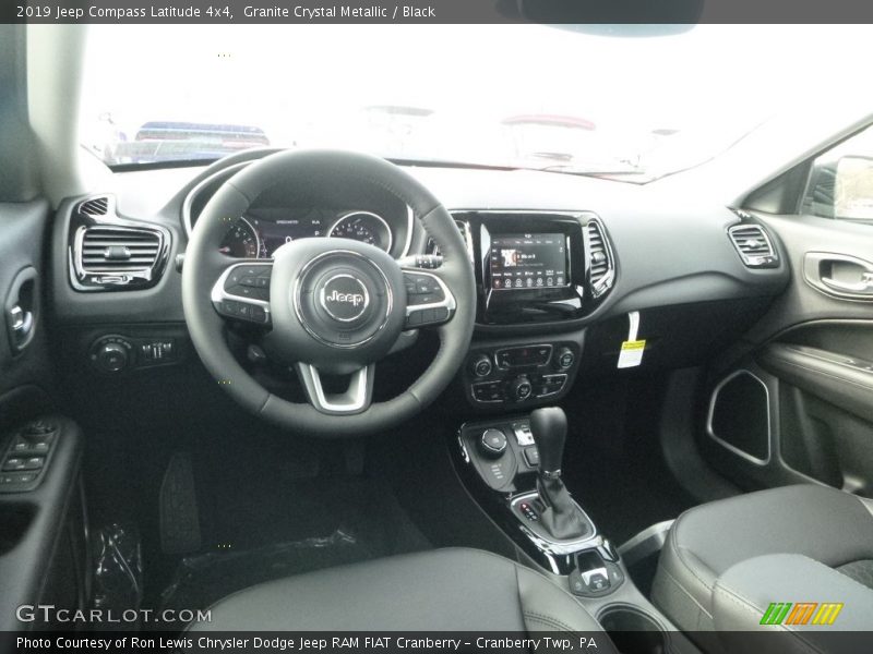 Granite Crystal Metallic / Black 2019 Jeep Compass Latitude 4x4