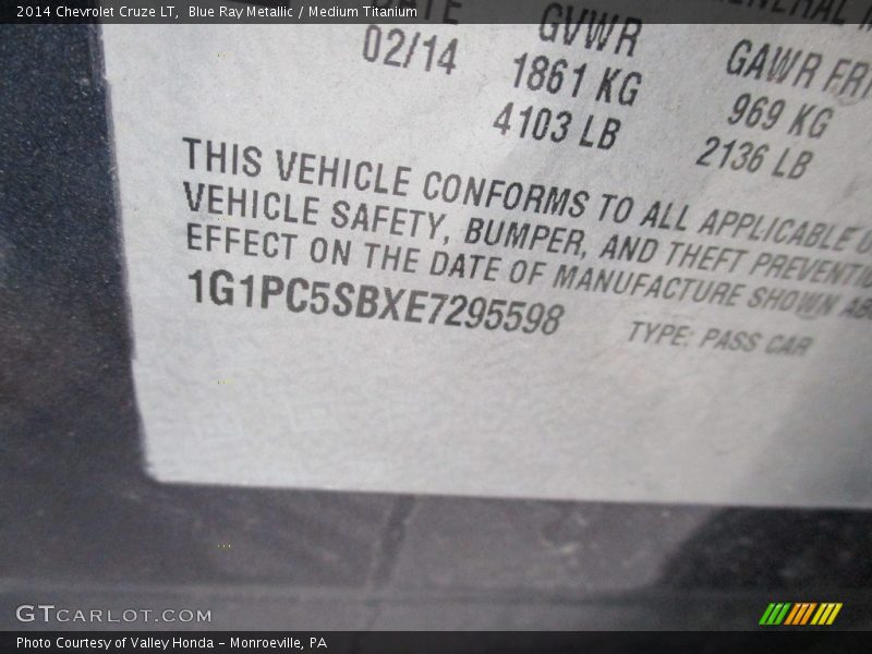 Blue Ray Metallic / Medium Titanium 2014 Chevrolet Cruze LT