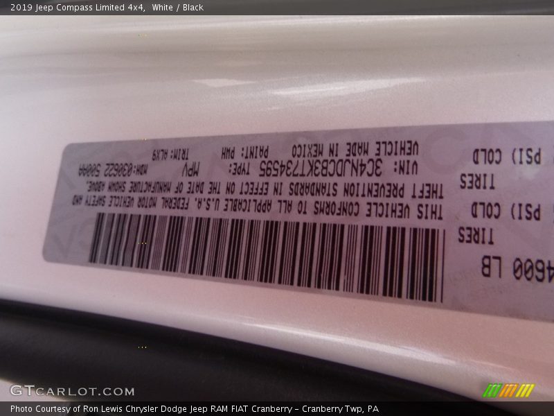 White / Black 2019 Jeep Compass Limited 4x4