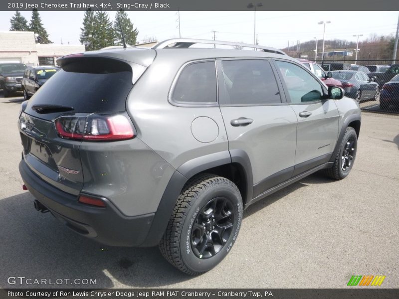 Sting-Gray / Black 2019 Jeep Cherokee Trailhawk 4x4
