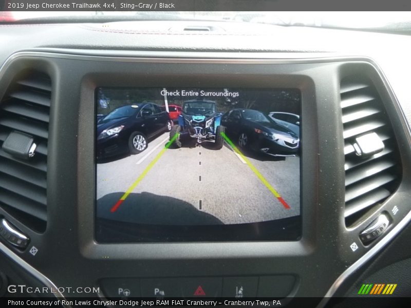 Sting-Gray / Black 2019 Jeep Cherokee Trailhawk 4x4
