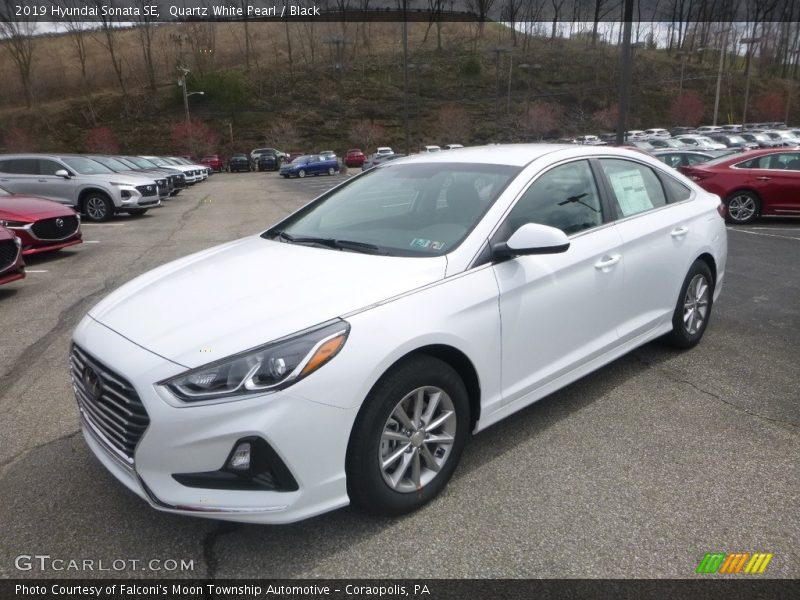 Quartz White Pearl / Black 2019 Hyundai Sonata SE