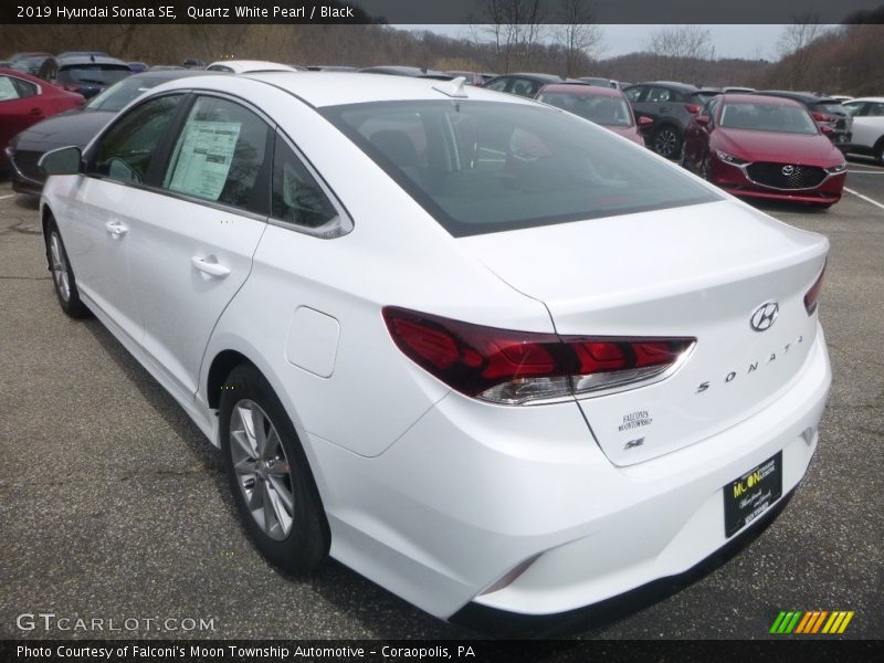 Quartz White Pearl / Black 2019 Hyundai Sonata SE