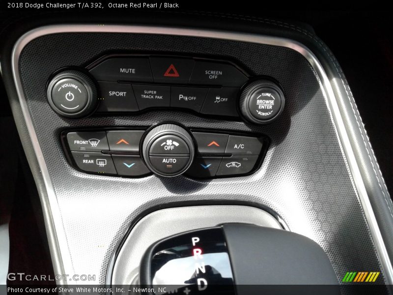 Octane Red Pearl / Black 2018 Dodge Challenger T/A 392