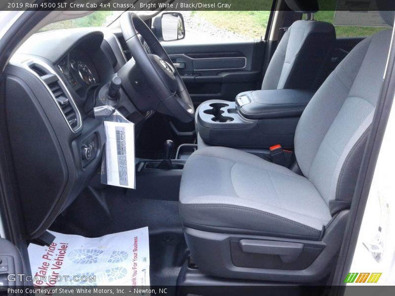 Front Seat of 2019 4500 SLT Crew Cab 4x4 Chassis