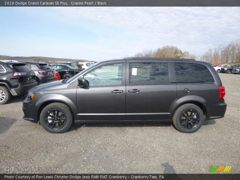 Granite Pearl / Black 2019 Dodge Grand Caravan SE Plus