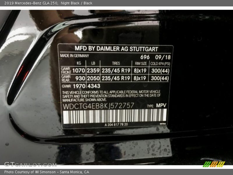 Night Black / Black 2019 Mercedes-Benz GLA 250