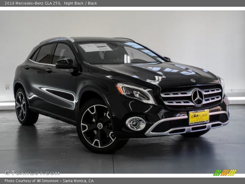 Night Black / Black 2019 Mercedes-Benz GLA 250