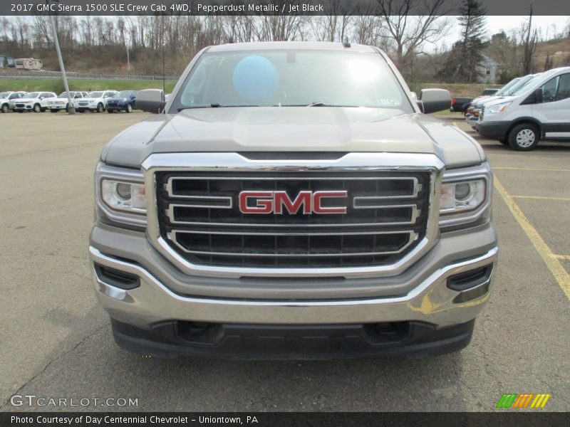 Pepperdust Metallic / Jet Black 2017 GMC Sierra 1500 SLE Crew Cab 4WD