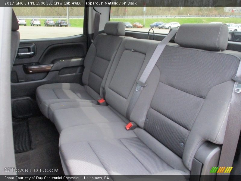Pepperdust Metallic / Jet Black 2017 GMC Sierra 1500 SLE Crew Cab 4WD