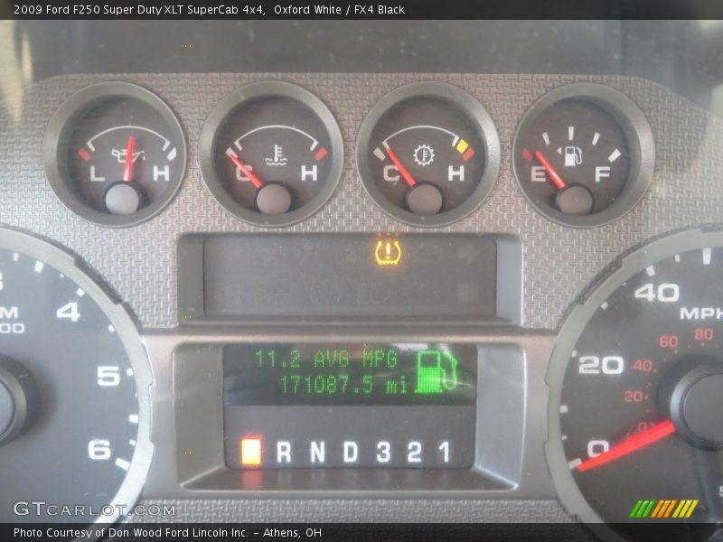 Oxford White / FX4 Black 2009 Ford F250 Super Duty XLT SuperCab 4x4