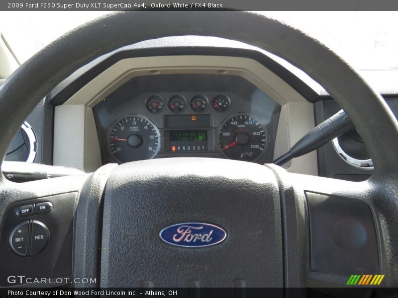 Oxford White / FX4 Black 2009 Ford F250 Super Duty XLT SuperCab 4x4