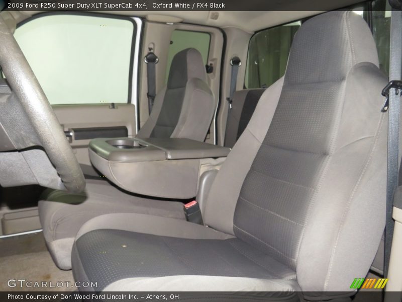 Oxford White / FX4 Black 2009 Ford F250 Super Duty XLT SuperCab 4x4