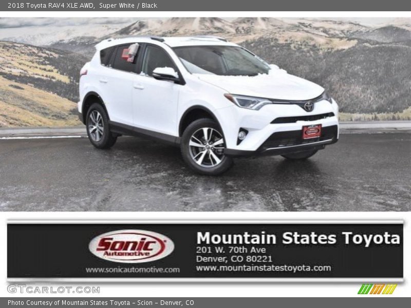 Super White / Black 2018 Toyota RAV4 XLE AWD