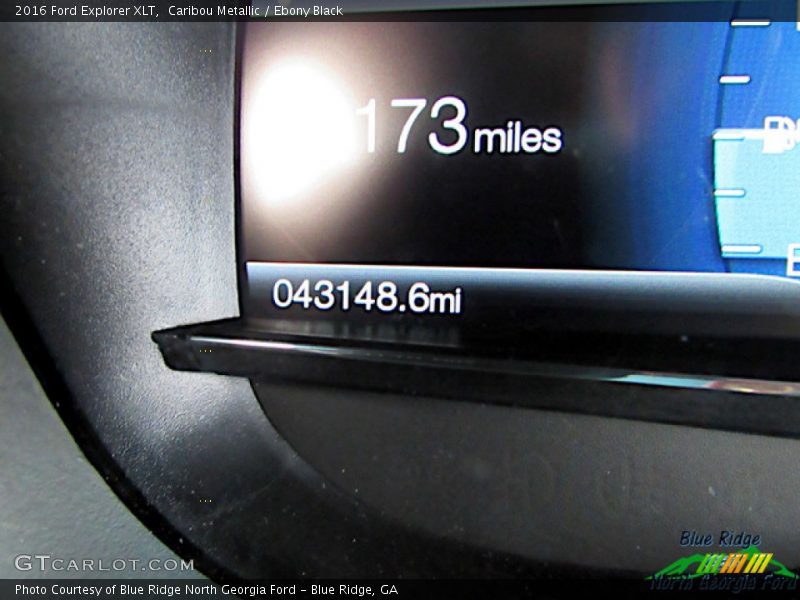 Caribou Metallic / Ebony Black 2016 Ford Explorer XLT