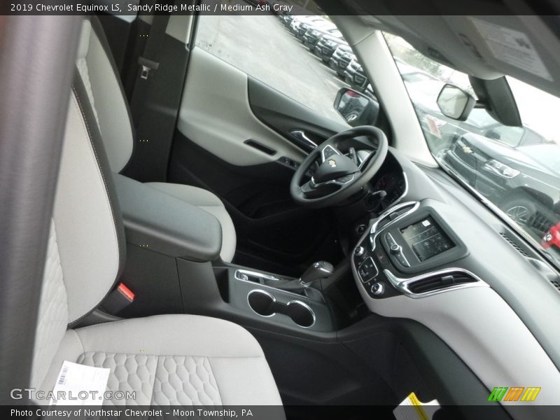 Sandy Ridge Metallic / Medium Ash Gray 2019 Chevrolet Equinox LS