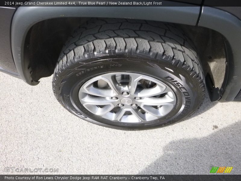 True Blue Pearl / New Zealand Black/Light Frost 2014 Jeep Grand Cherokee Limited 4x4