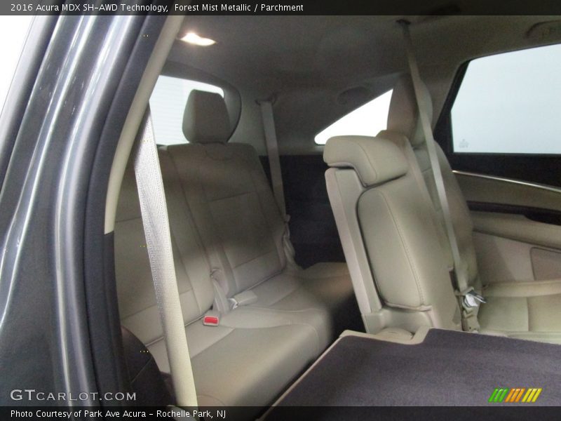 Forest Mist Metallic / Parchment 2016 Acura MDX SH-AWD Technology