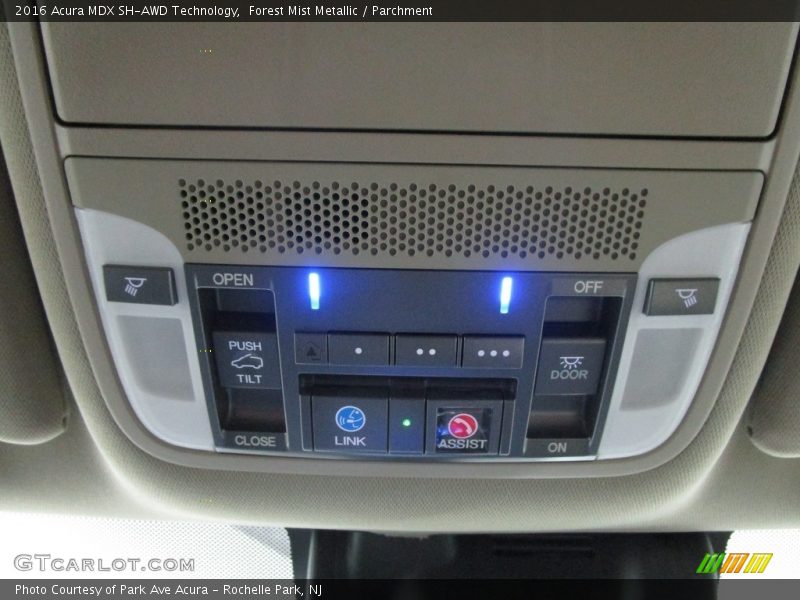 Forest Mist Metallic / Parchment 2016 Acura MDX SH-AWD Technology