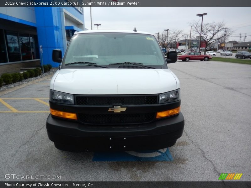 Summit White / Medium Pewter 2019 Chevrolet Express 2500 Cargo WT