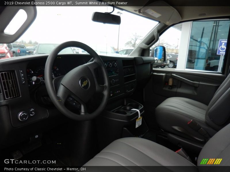 Summit White / Medium Pewter 2019 Chevrolet Express 2500 Cargo WT