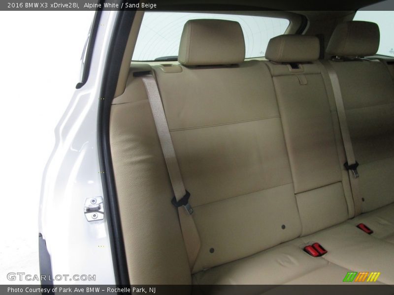 Alpine White / Sand Beige 2016 BMW X3 xDrive28i