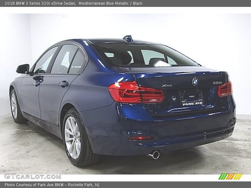 Mediterranean Blue Metallic / Black 2018 BMW 3 Series 320i xDrive Sedan