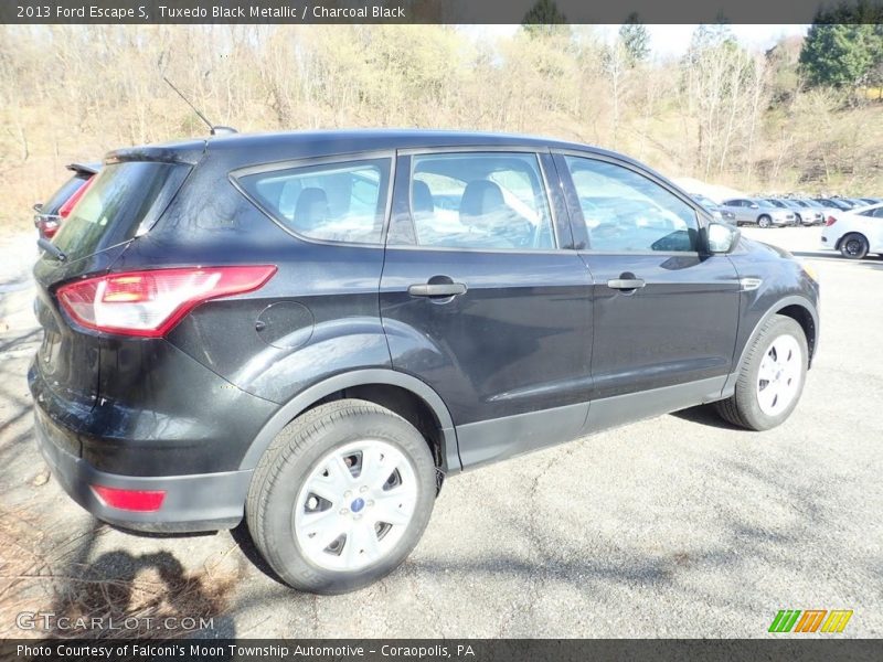 Tuxedo Black Metallic / Charcoal Black 2013 Ford Escape S
