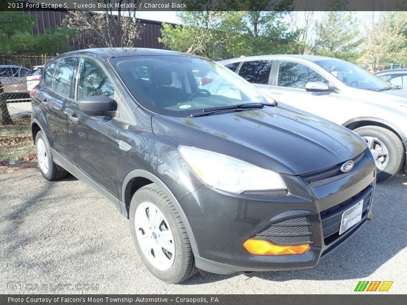 Tuxedo Black Metallic / Charcoal Black 2013 Ford Escape S