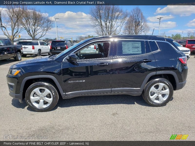 Diamond Black Crystal Pearl / Black 2019 Jeep Compass Latitude 4x4