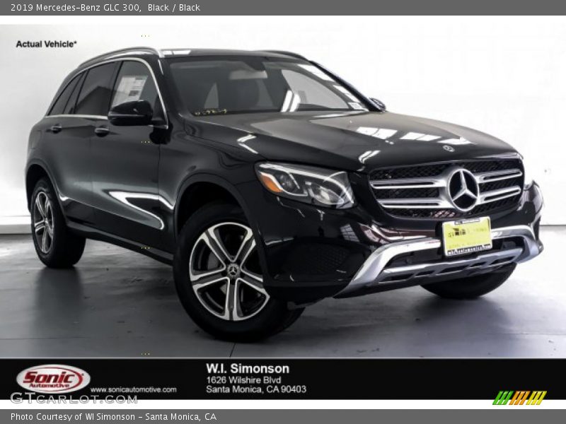 Black / Black 2019 Mercedes-Benz GLC 300