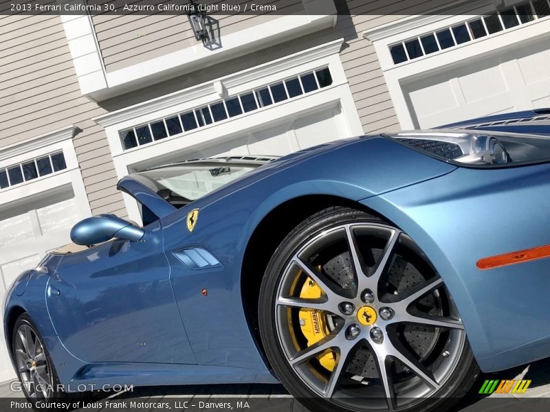 Azzurro California (Light Blue) / Crema 2013 Ferrari California 30