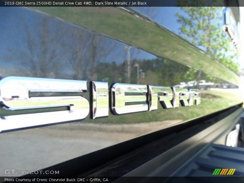 Dark Slate Metallic / Jet Black 2019 GMC Sierra 2500HD Denali Crew Cab 4WD