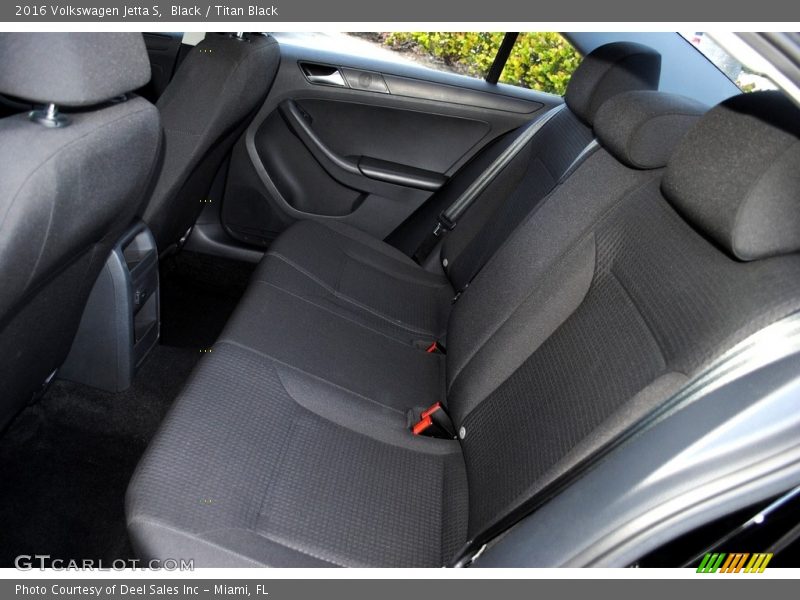 Black / Titan Black 2016 Volkswagen Jetta S