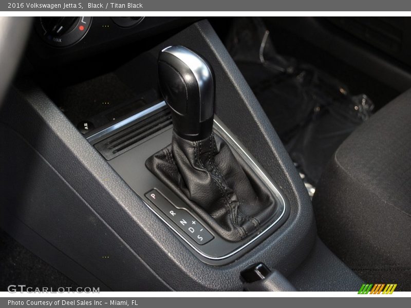 Black / Titan Black 2016 Volkswagen Jetta S