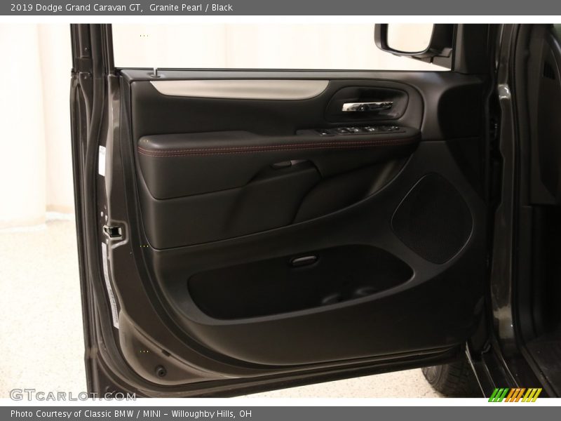 Granite Pearl / Black 2019 Dodge Grand Caravan GT
