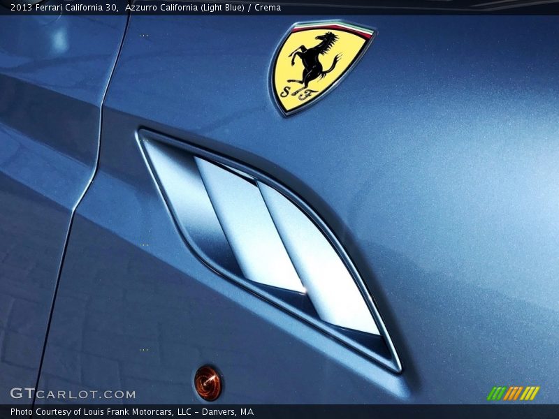 Azzurro California (Light Blue) / Crema 2013 Ferrari California 30