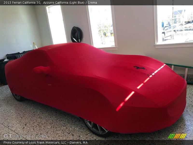 Azzurro California (Light Blue) / Crema 2013 Ferrari California 30
