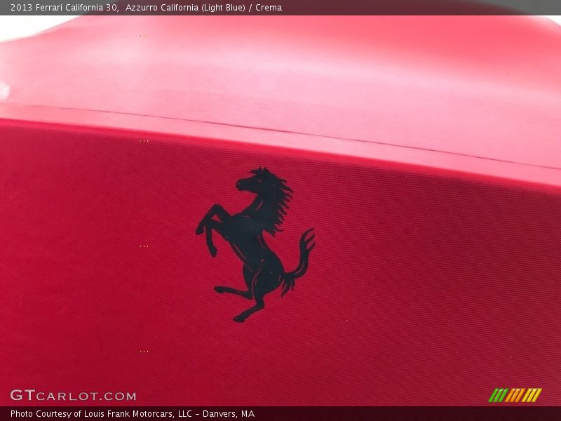 Azzurro California (Light Blue) / Crema 2013 Ferrari California 30