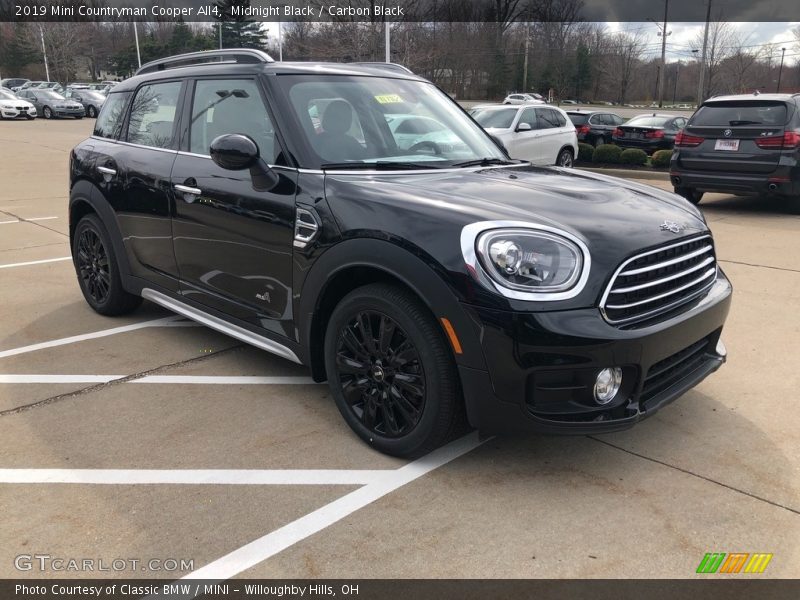 Front 3/4 View of 2019 Countryman Cooper All4