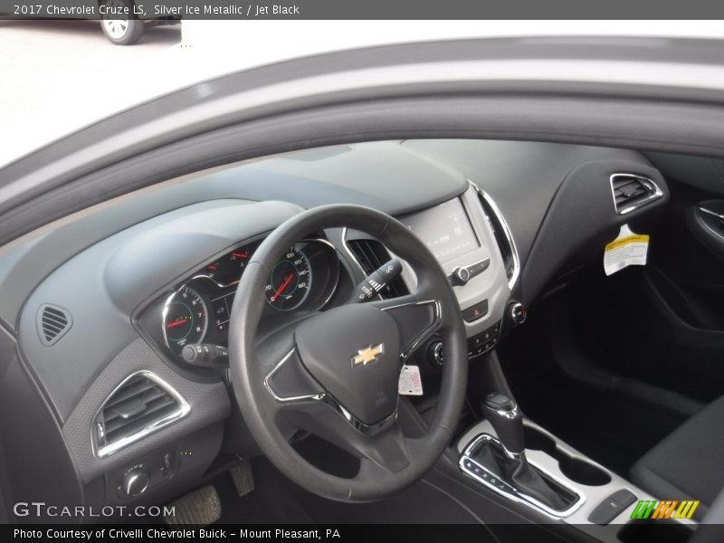 Silver Ice Metallic / Jet Black 2017 Chevrolet Cruze LS