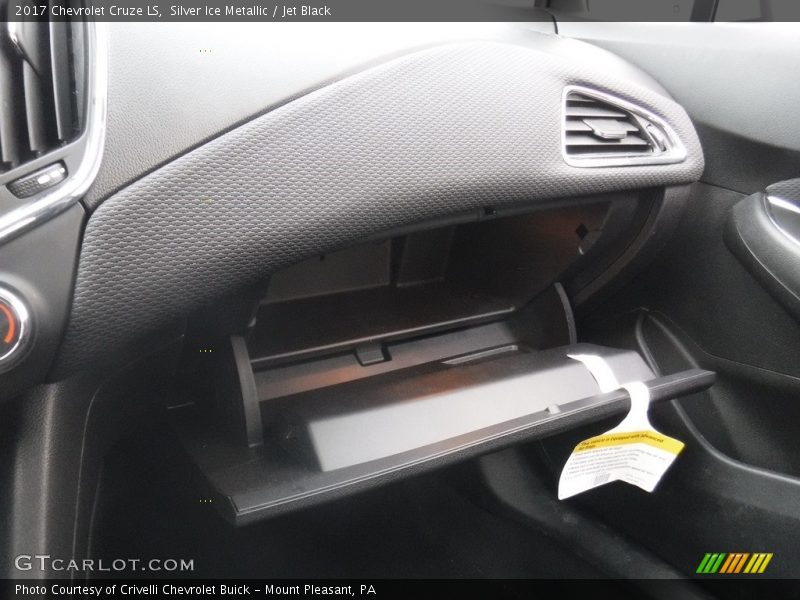 Silver Ice Metallic / Jet Black 2017 Chevrolet Cruze LS